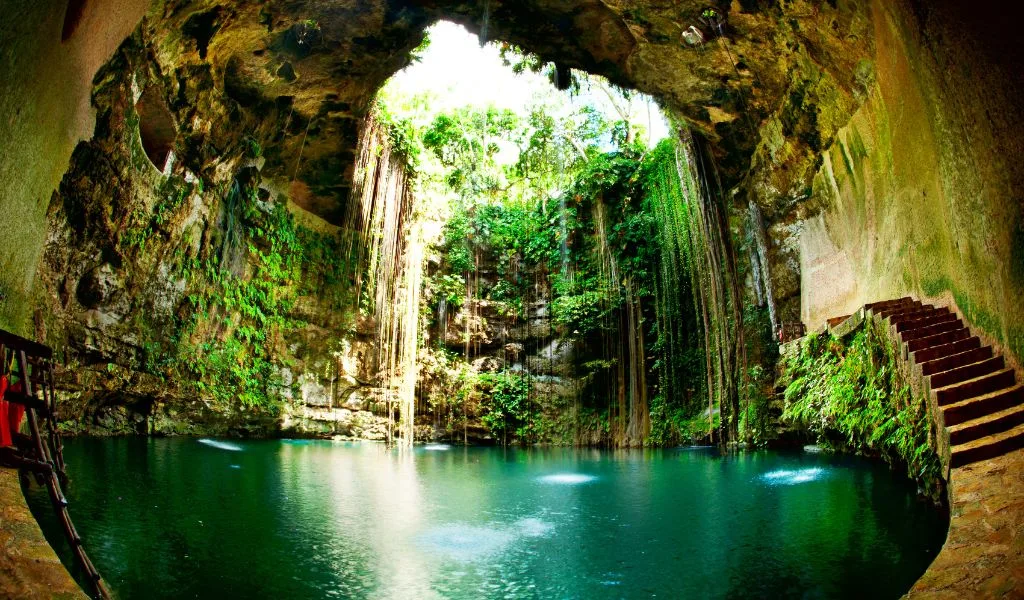 Chichen Itza - Izmal